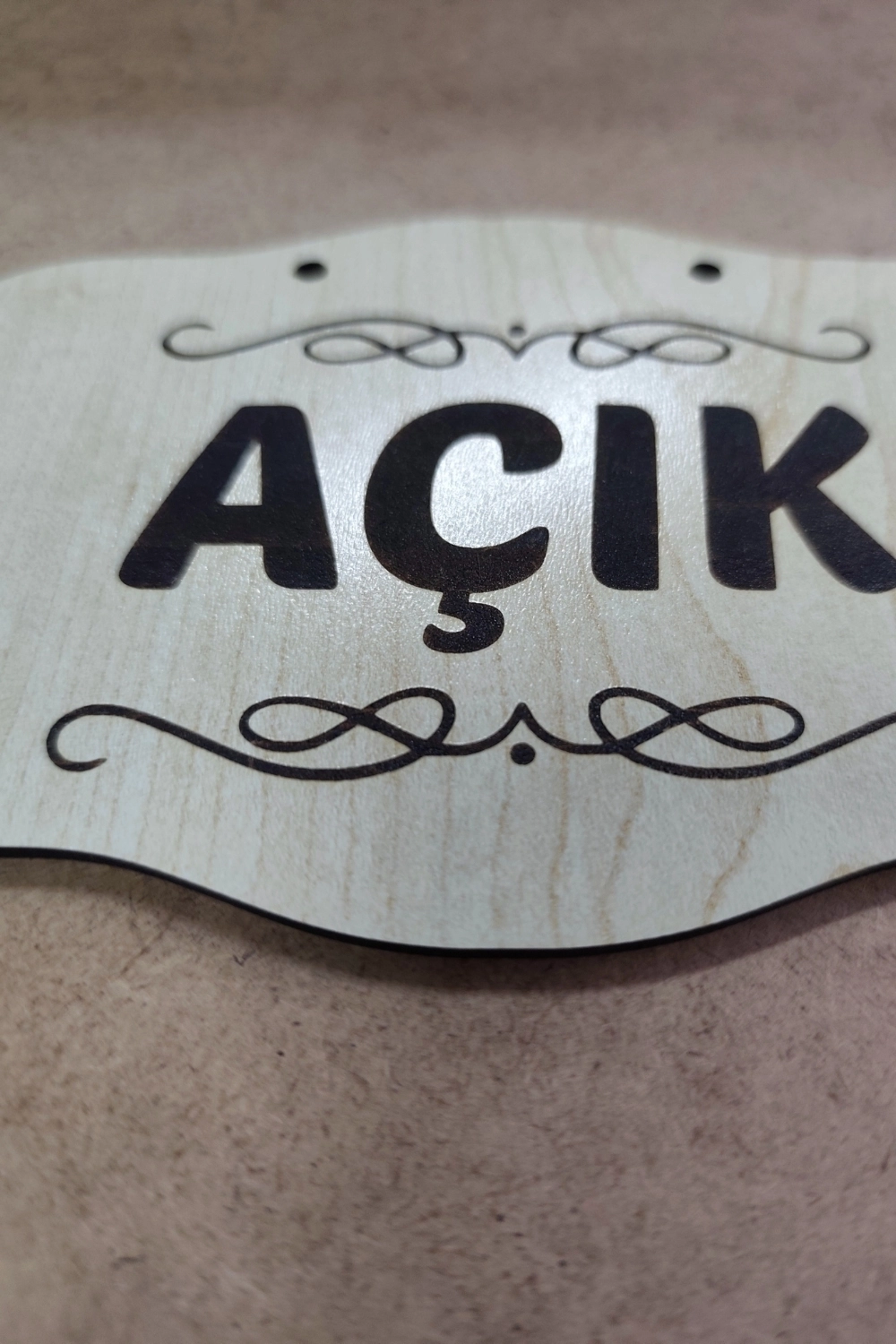 Dekoratif AÇIK-KAPALI Tabelası - Akçaağaç