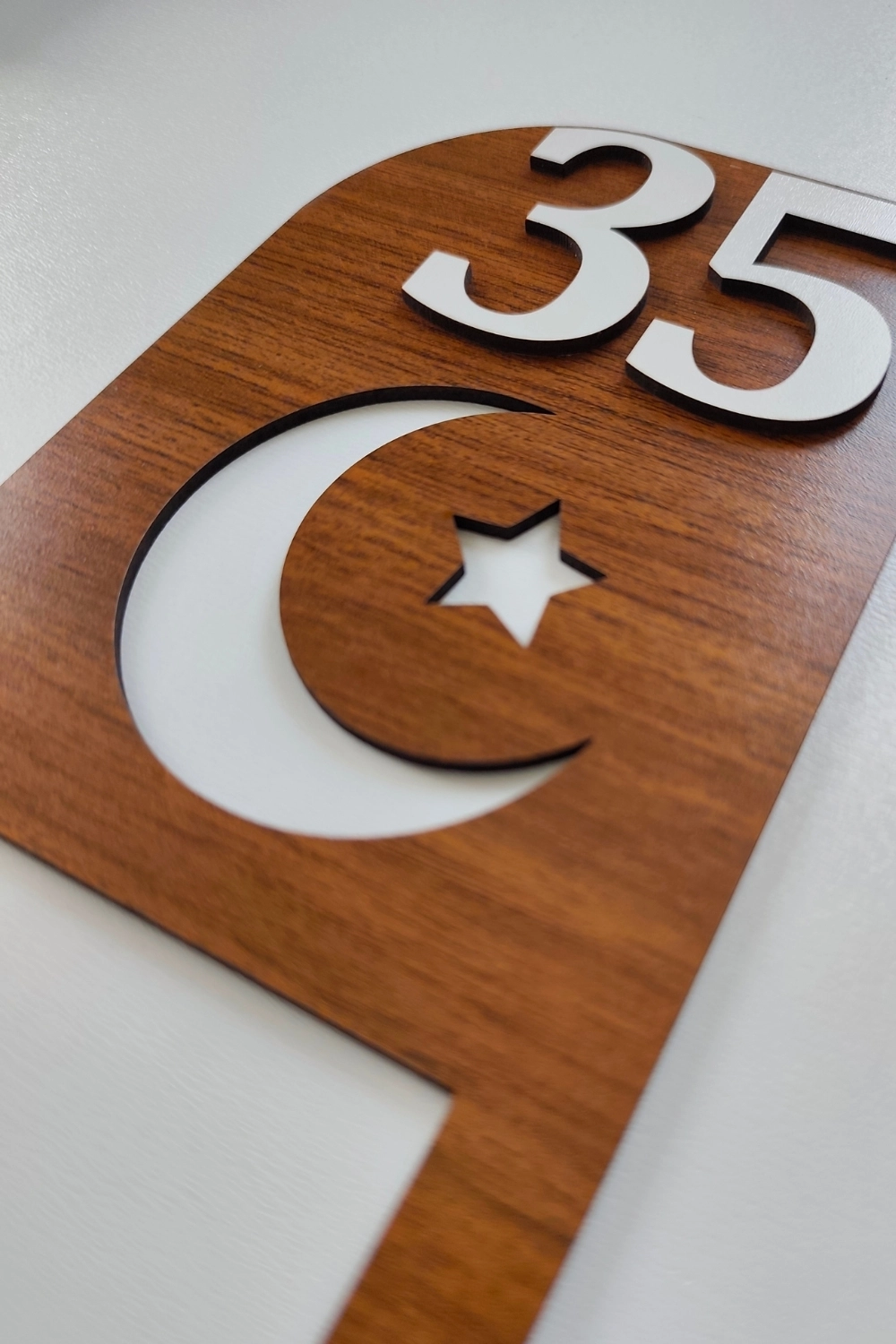 Kişiye Özel Lazer Kesim Hilal ve Yıldız Desenli Kapı Zil Çerçevesi - Ceviz