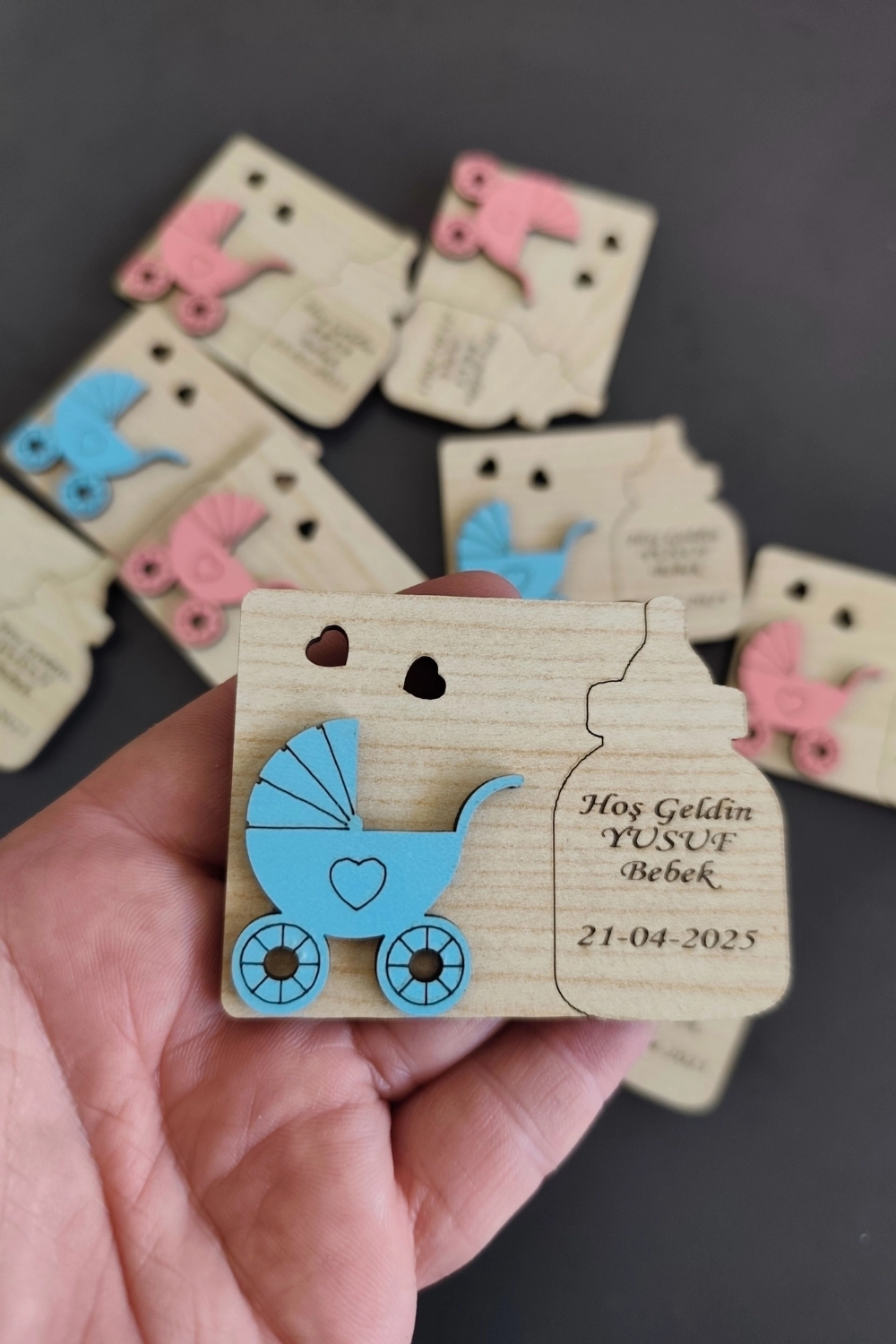 Bebek Arabası ve Biberon Figürlü Ahşap Yenidoğan Magnet