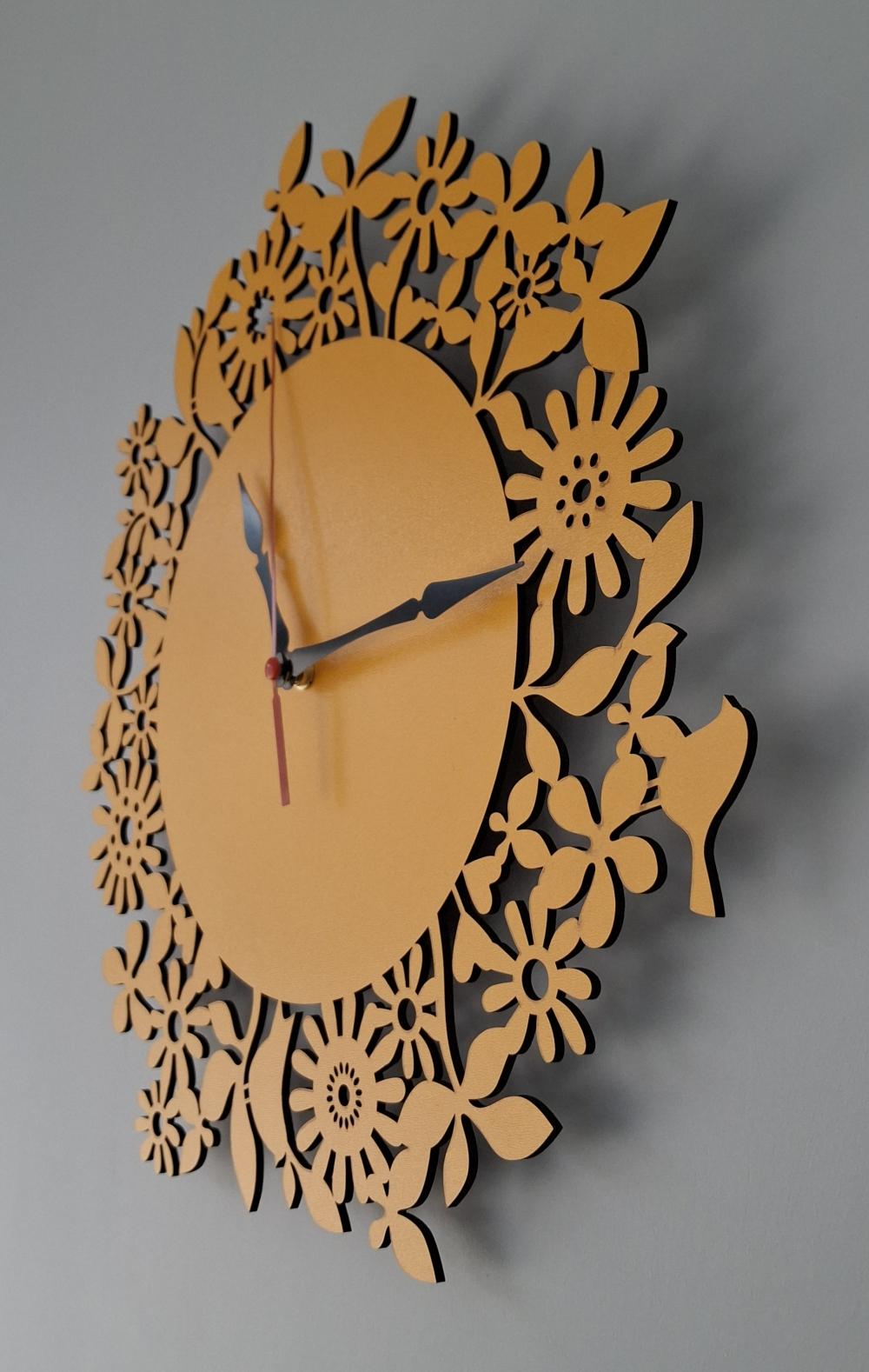 Erdizden Çiçek ve Kuş Desenli Lazer Kesim Mdf Duvar Saati