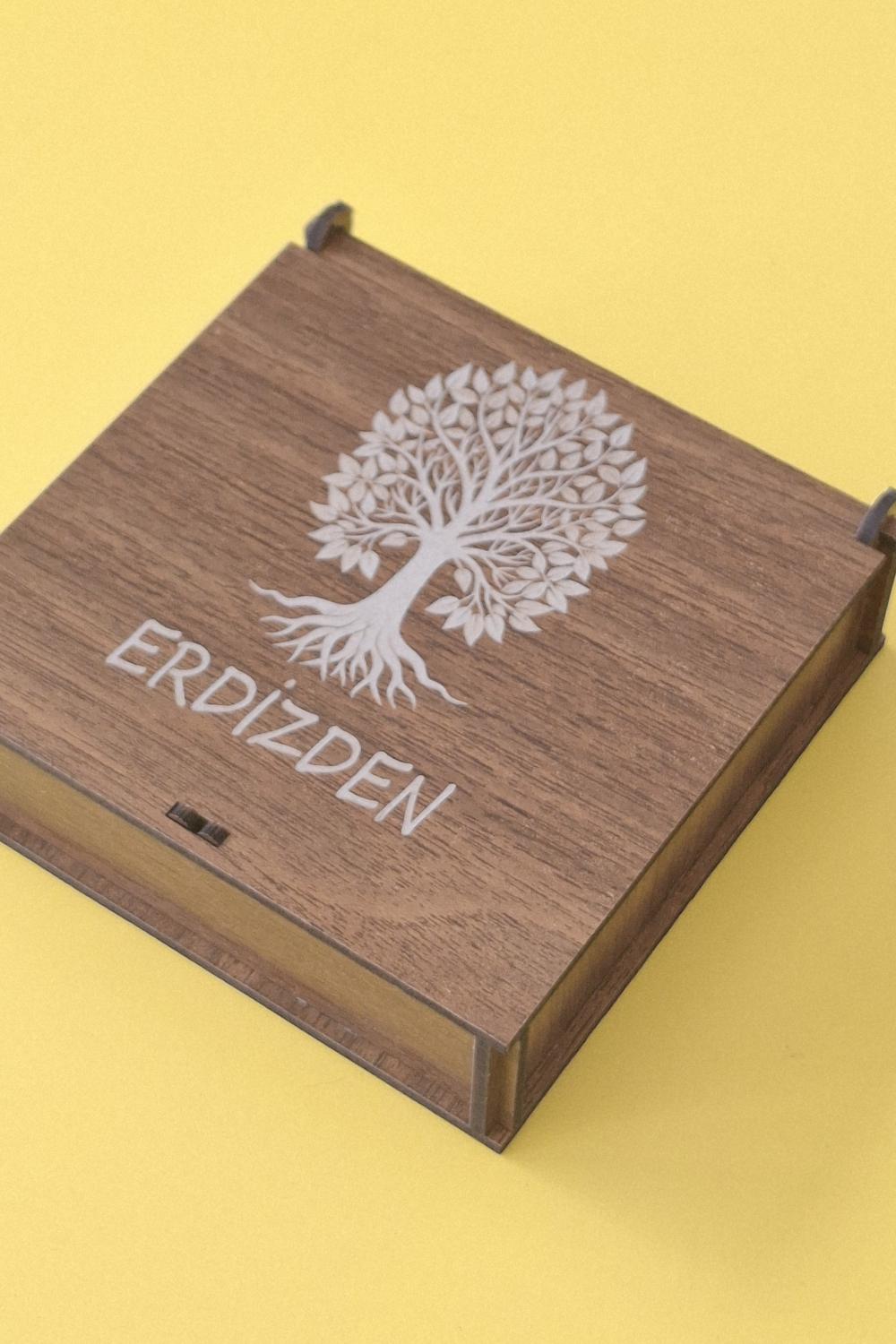 Kişiye Özel Hayat Ağacı Desenli Çok Amaçlı Kutu - 12 x 12 X 3,5 cm