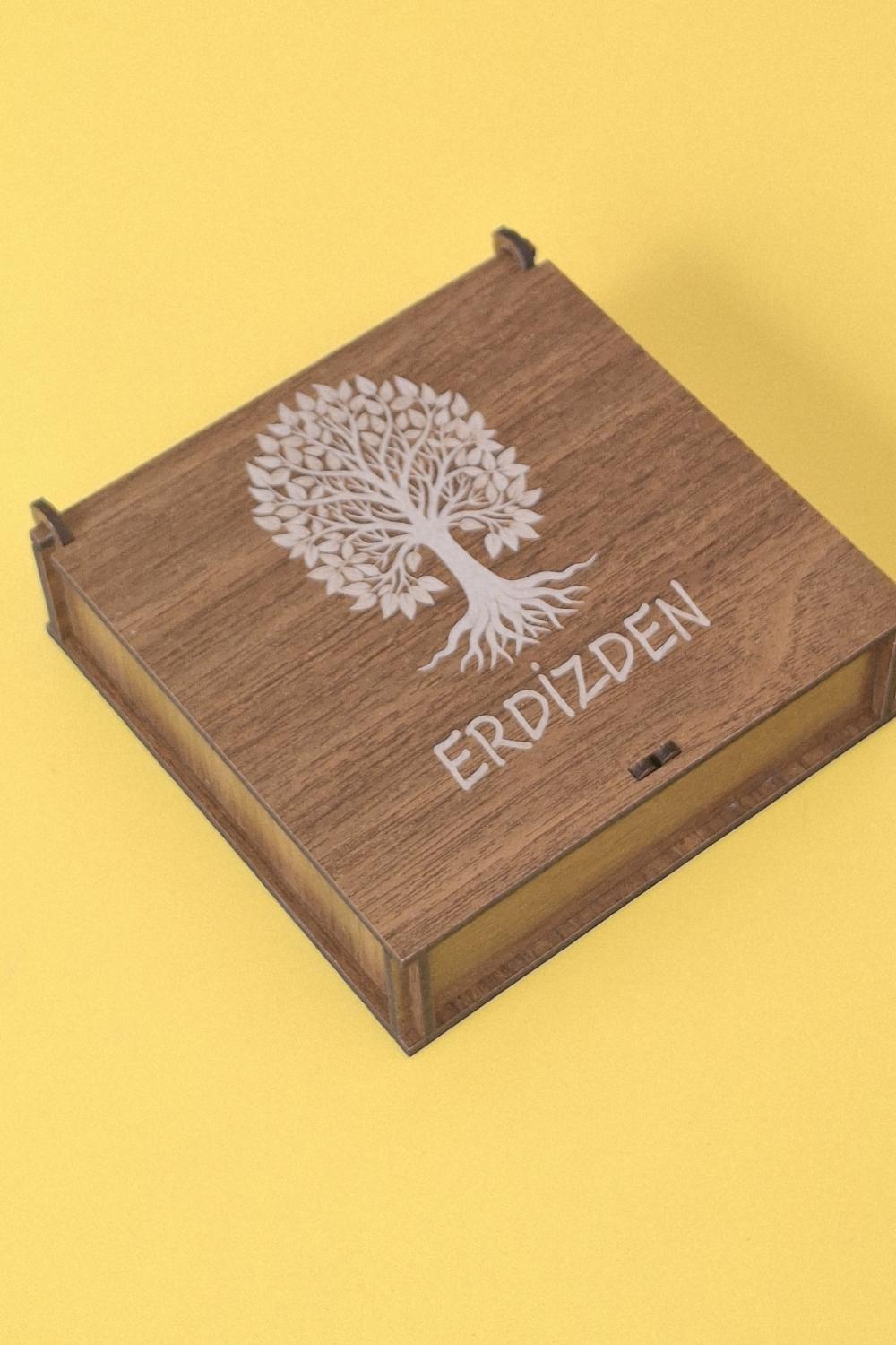Kişiye Özel Hayat Ağacı Desenli Çok Amaçlı Kutu - 12 x 12 X 3,5 cm