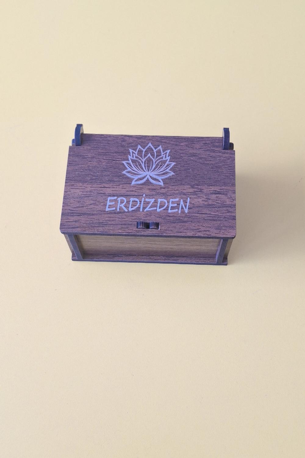 Kişiye Özel Lotus Çiçeği Desenli Çok Amaçlı Kutu - 8 x 5,5 X 3,5 cm