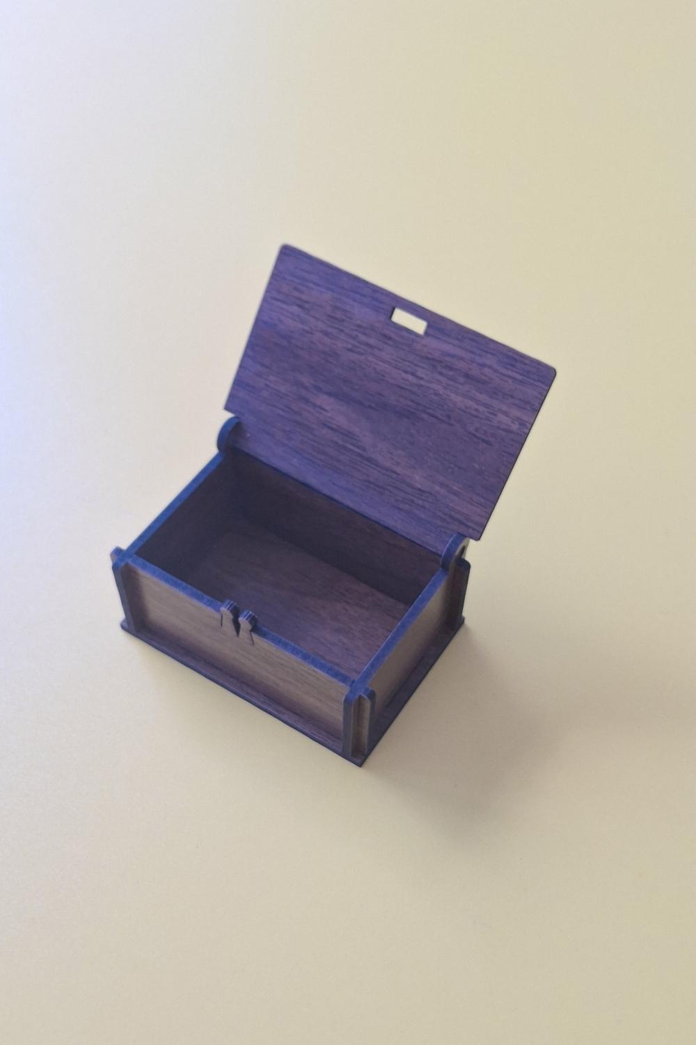 Kişiye Özel Lotus Çiçeği Desenli Çok Amaçlı Kutu - 8 x 5,5 X 3,5 cm