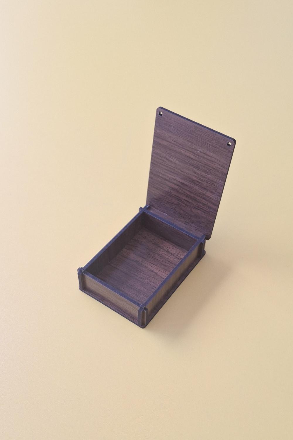 Kişiye Özel Lotus Çiçeği Desenli Çok Amaçlı Kutu - 9,5 x 6,5 X 2,5 cm