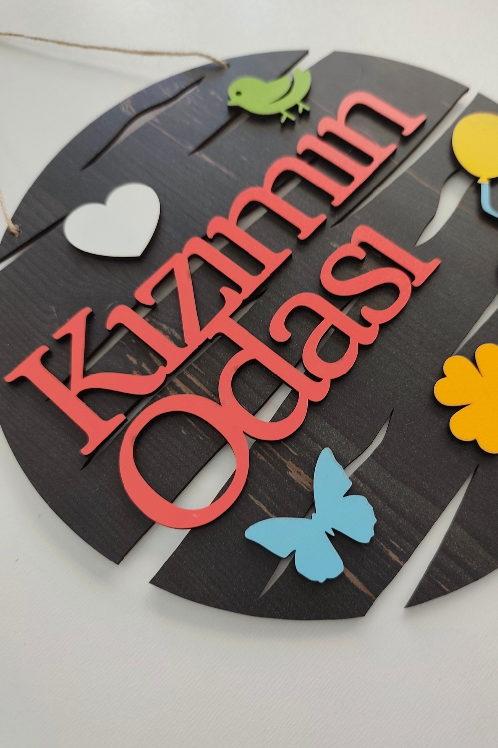 Kızımın Odası Yazılı Lazer Kesim Mdf Kapı Süsü - Rebap 