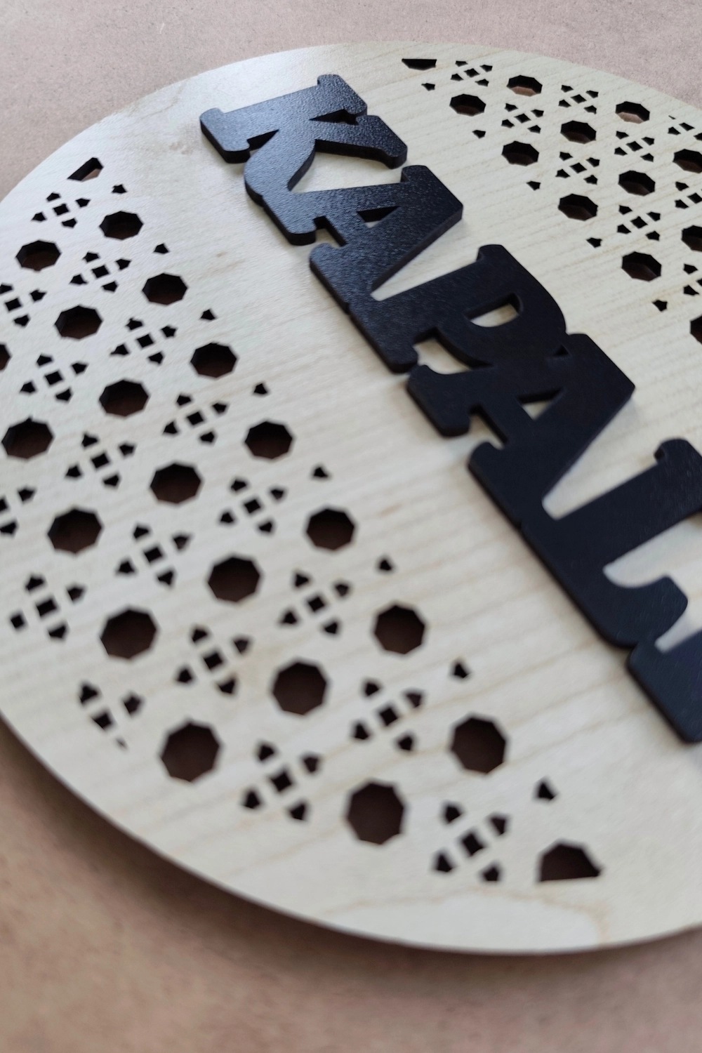 Rattan Desenli AÇIK-KAPALI Tabelası - Akçaağaç