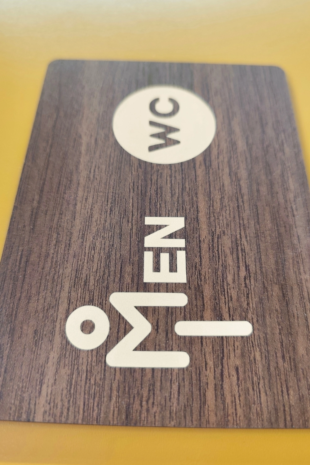 İkili Takım WC Women-Men Yönlendirme Tabelası - Ceviz