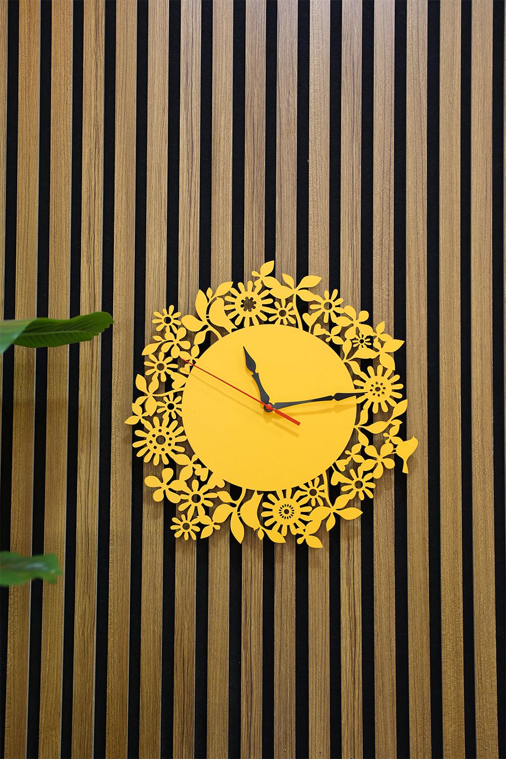 Erdizden Çiçek ve Kuş Desenli Lazer Kesim Mdf Duvar Saati